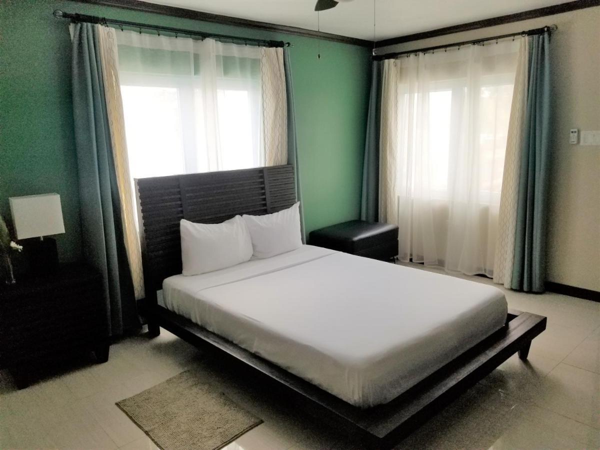 Inn The Town Port Antonio Exterior photo